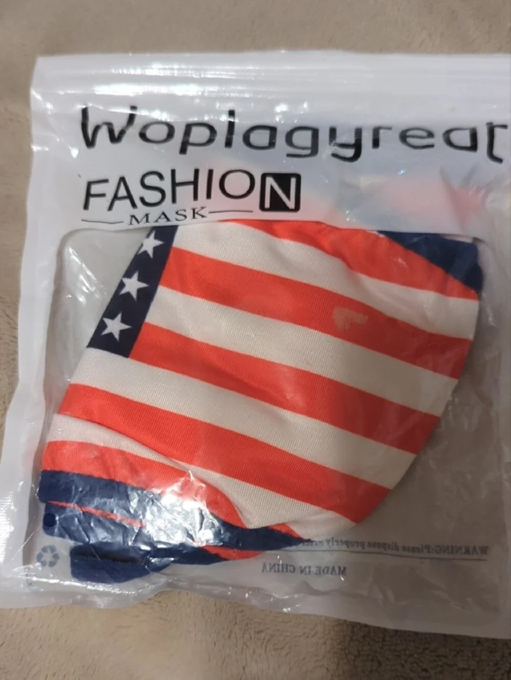 Wopiagygreat Fashion Women's Red, White & Blue Flag Face Mask